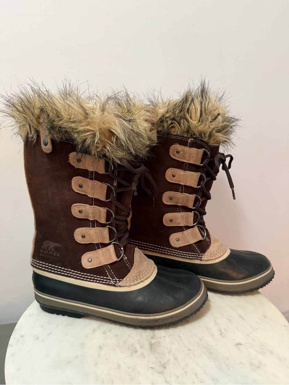 SOREL Joan Of Arctic Boots Womens Size 10 Waterproof Snow Rain Winter Faux Fur
